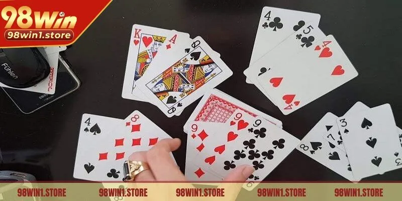 Thuật ngữ các loại tay bài trong Binh Xập Xám nên nhớ